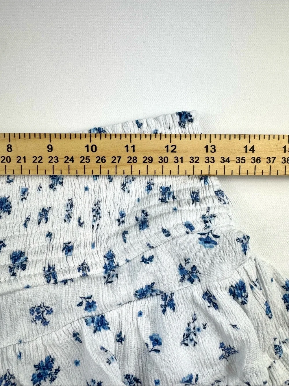 Forever 21 White Ruffle Tiered Mini Skirt Blue Floral Print Built in Shorts M